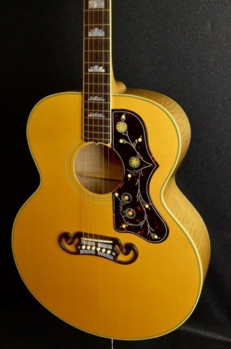 GIBSON J-200